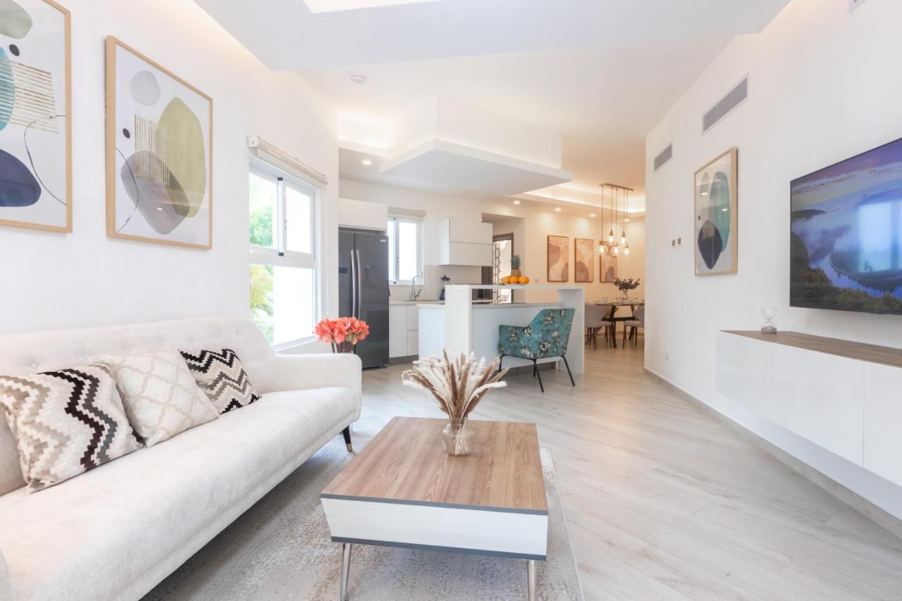 Family Getaway Apartment - Right On The Beach Punta Cana Buitenkant foto