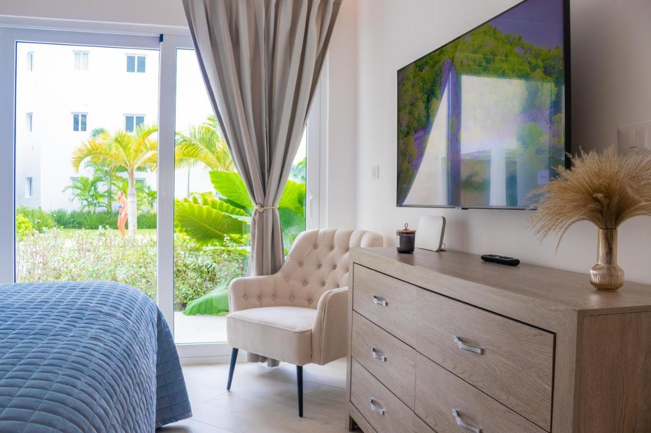 Family Getaway Apartment - Right On The Beach Punta Cana Buitenkant foto