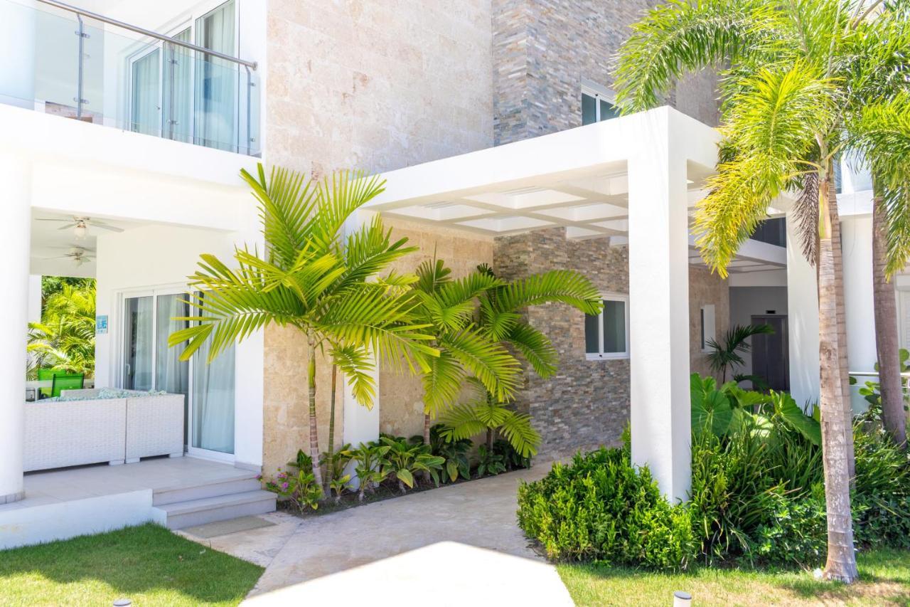 Family Getaway Apartment - Right On The Beach Punta Cana Buitenkant foto